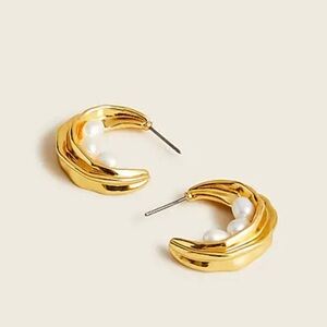 NWT J. Crew Nested freshwater pearl hoop earrings